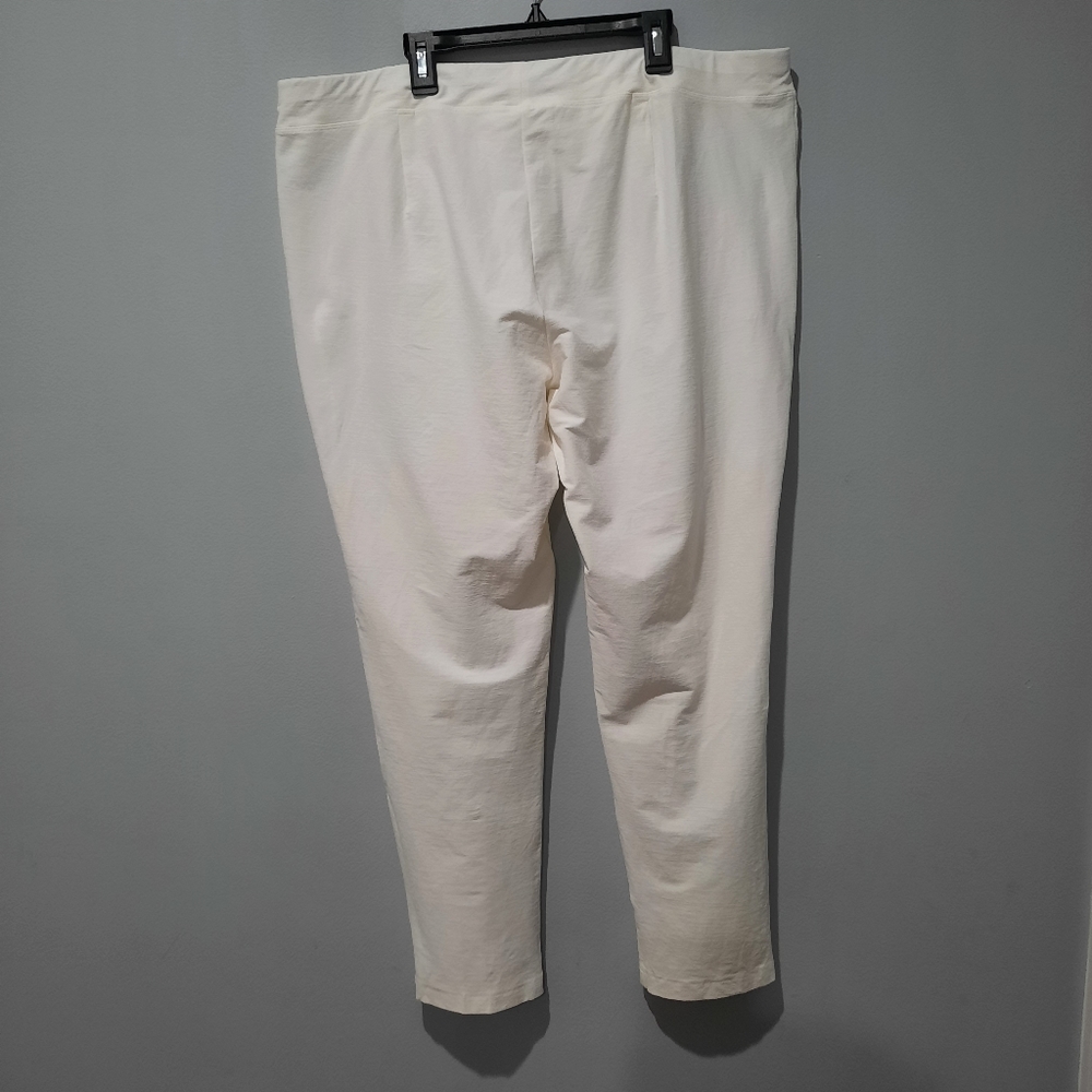 Eileen Fisher white pants - Picture 3 of 4